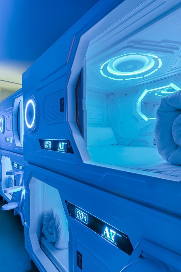 Art Seven Hostel Capsules Madrid Ngoại thất bức ảnh